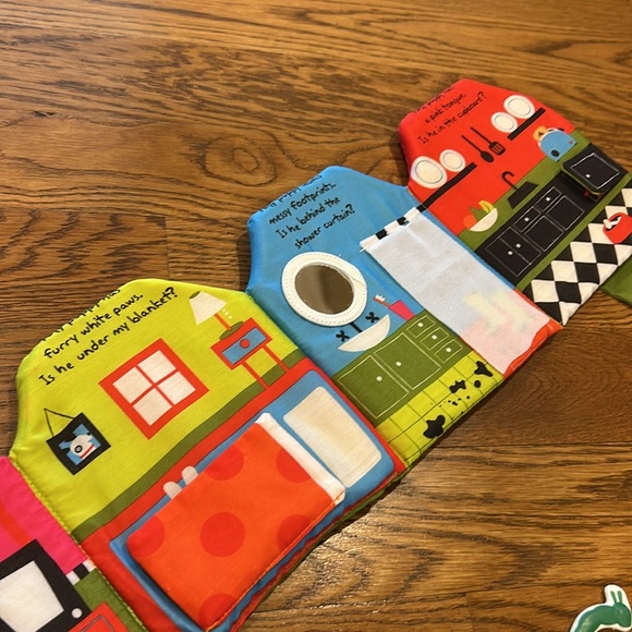 Melissa & Doug Book and Eric Carle Bug Toy - Picture 5 of 11